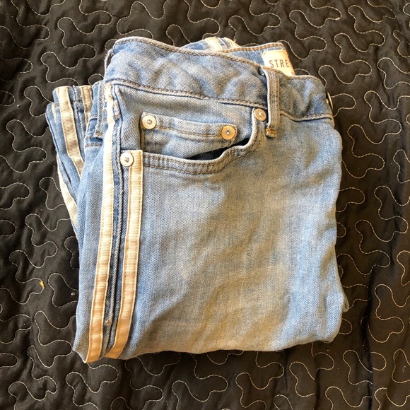 Topman Skinny Light Wash Racing Stripe 